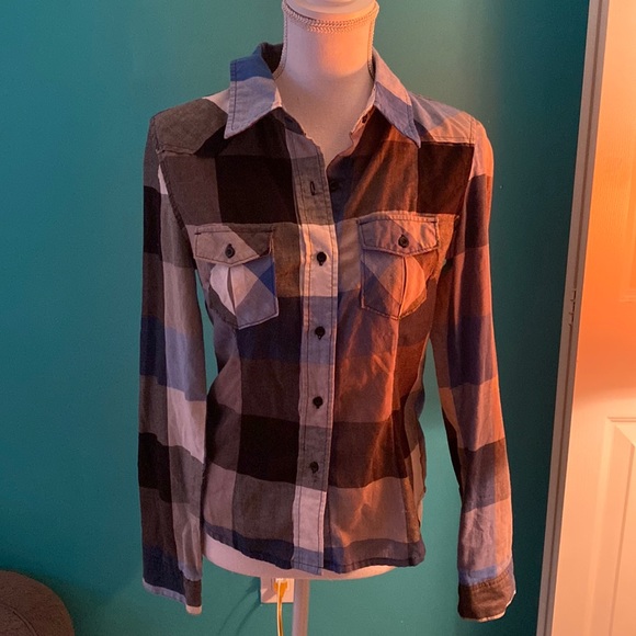 max ave Tops - Blue black and white plaid button down MAX
